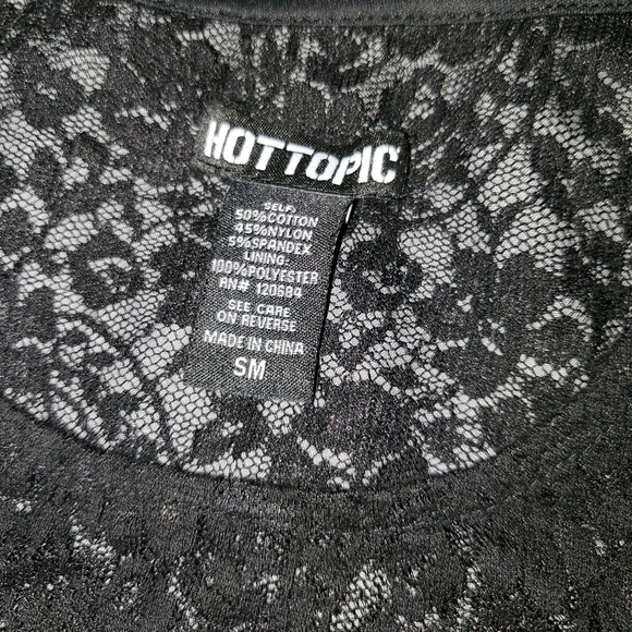 Hot Topic lace dress - Picture 2 of 3
